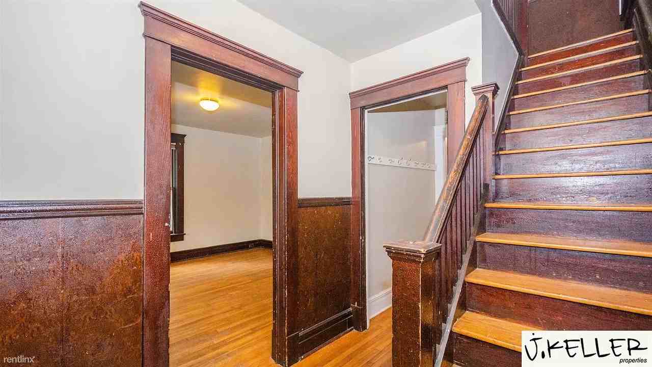 244 Murray Ave #1 - Photo 2 of 21