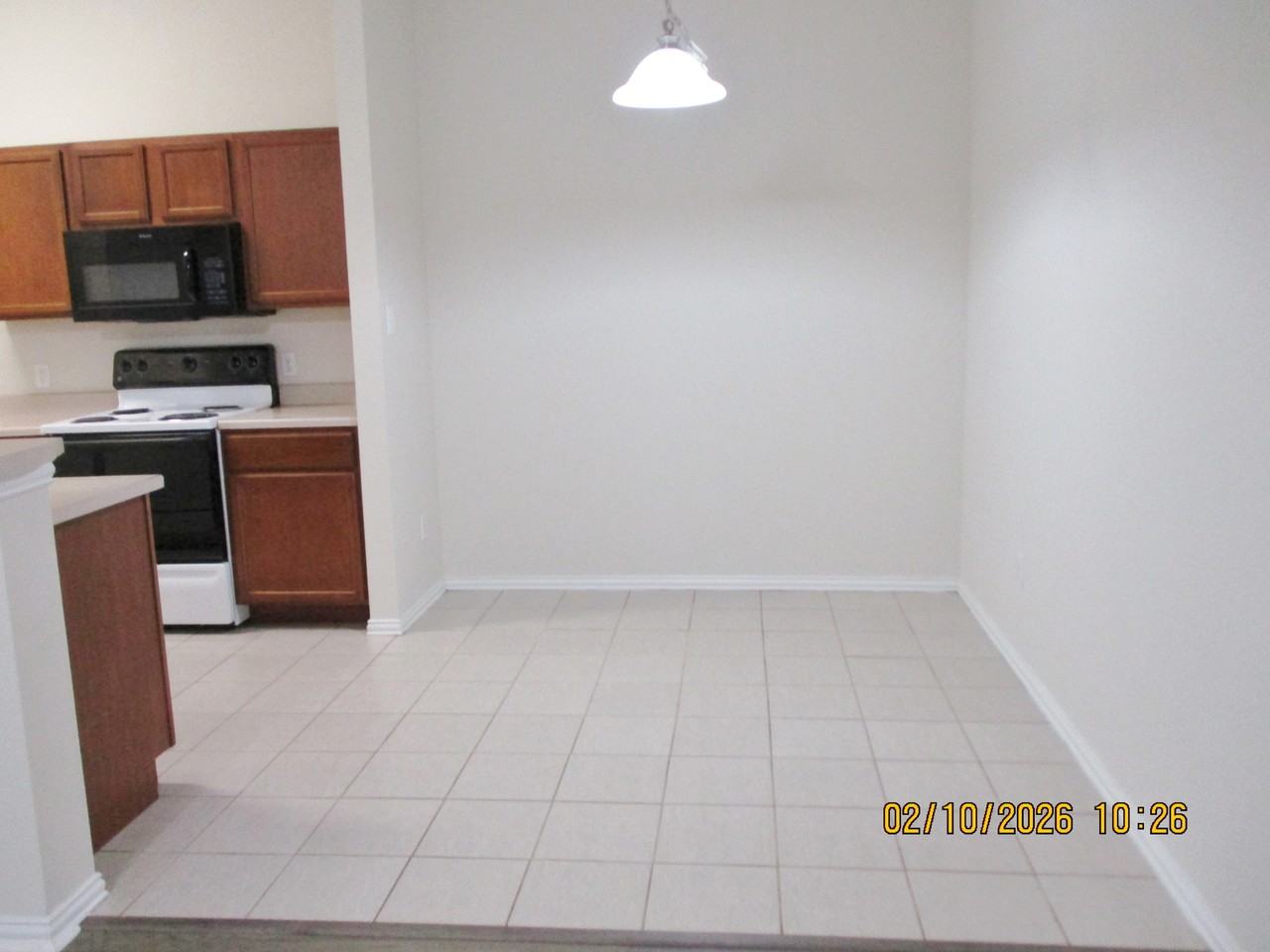 302 Robin St #302 - Photo 4 of 16