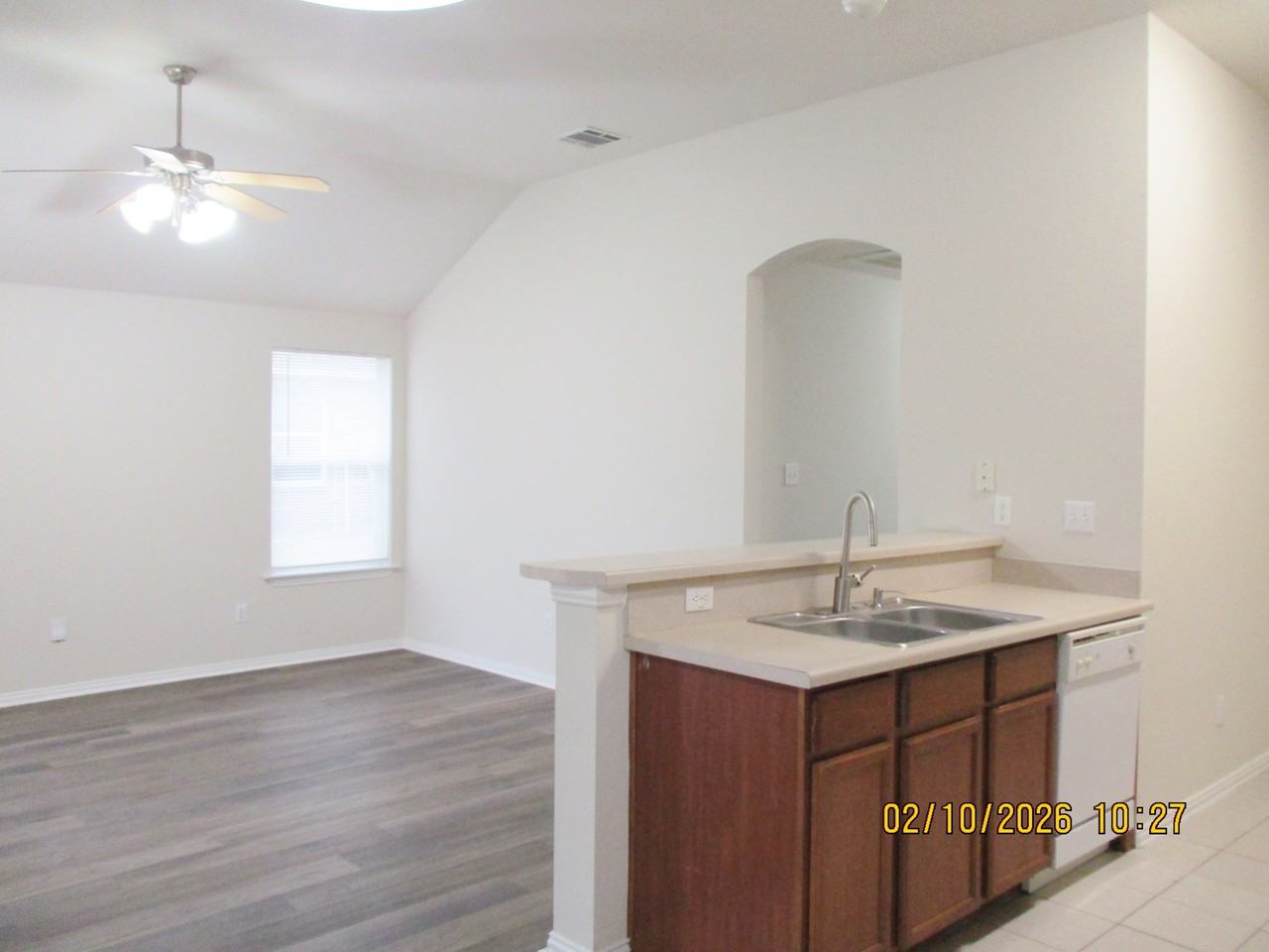 302 Robin St #302 - Photo 6 of 16