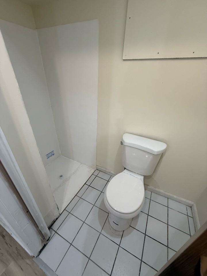 1013 Celina Ave #8 - Photo 4 of 5