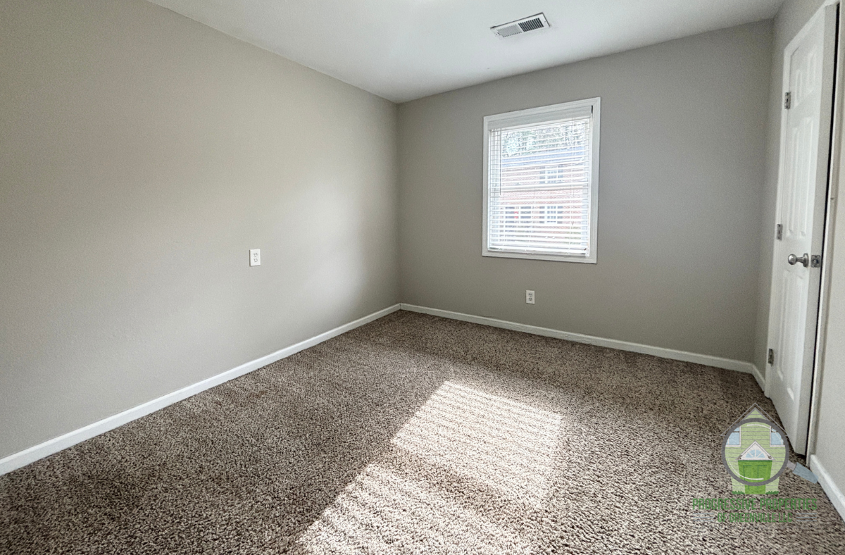 10 Stagg Street - Photo 5 of 12