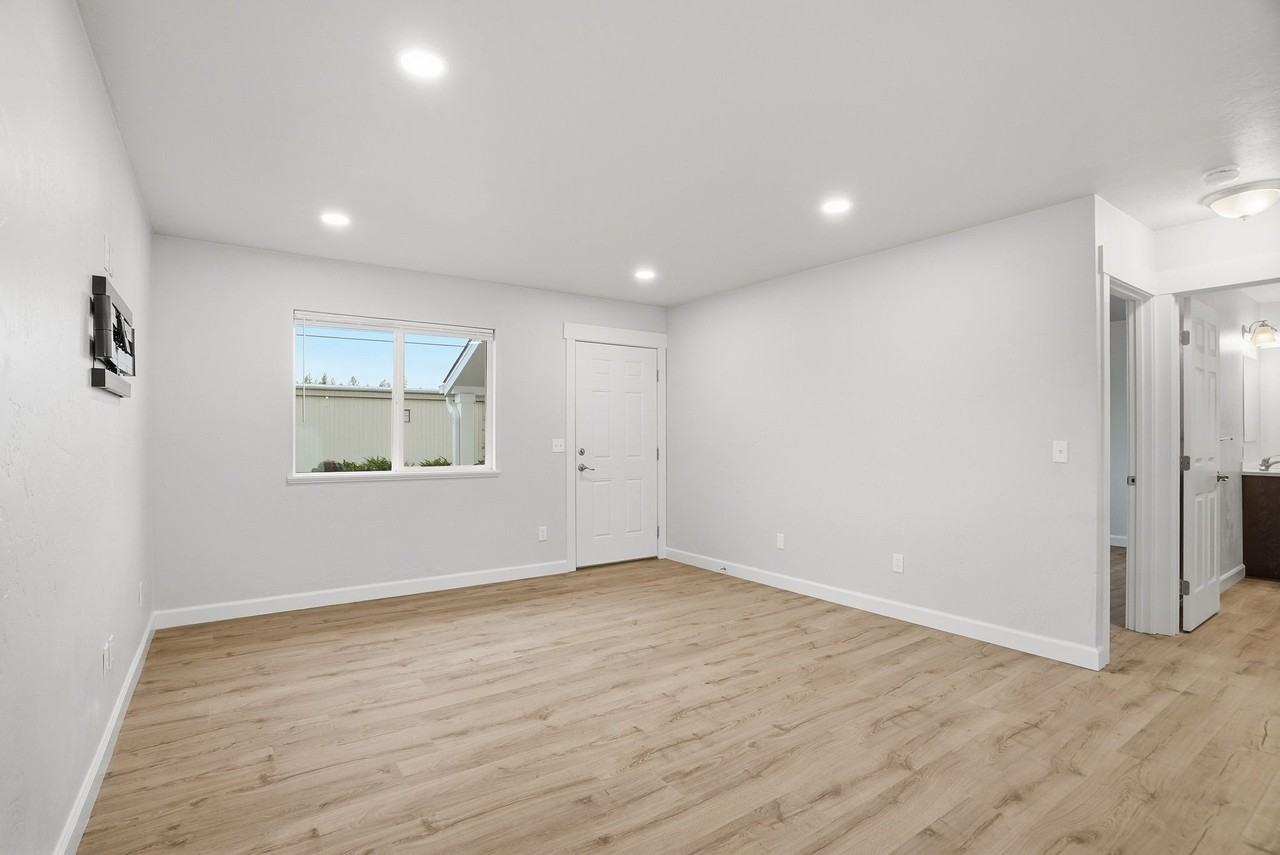 BB - 3440 North Huetter Road - Reno - Photo 5 of 25