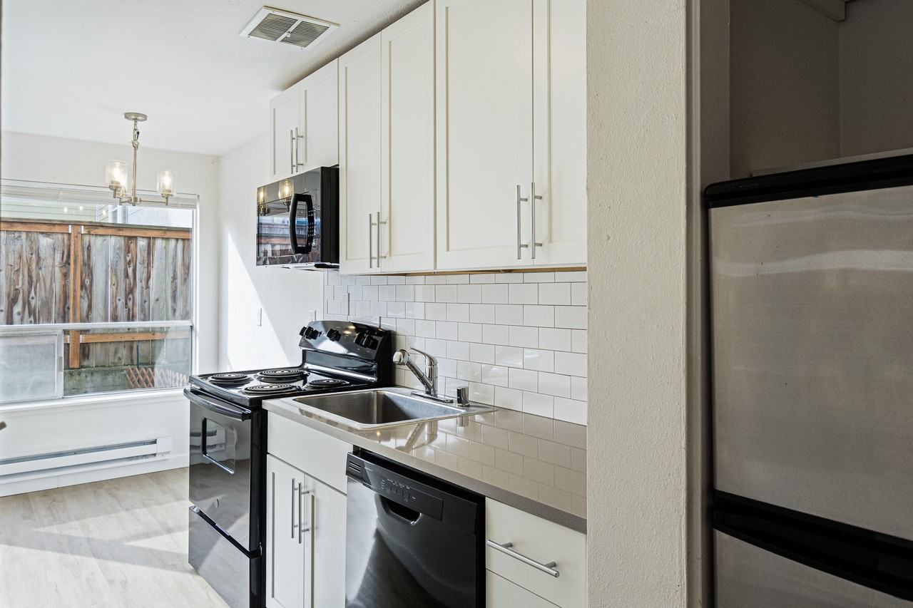 1330 12th Avenue South // Beacon Point - Photo 2 of 21