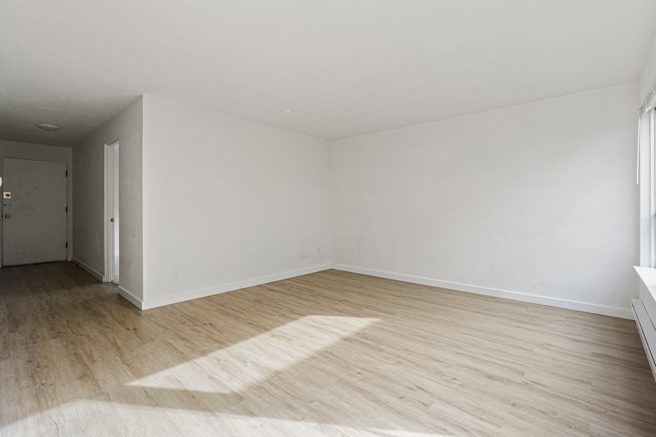 1330 12th Avenue South // Beacon Point - Photo 6 of 21