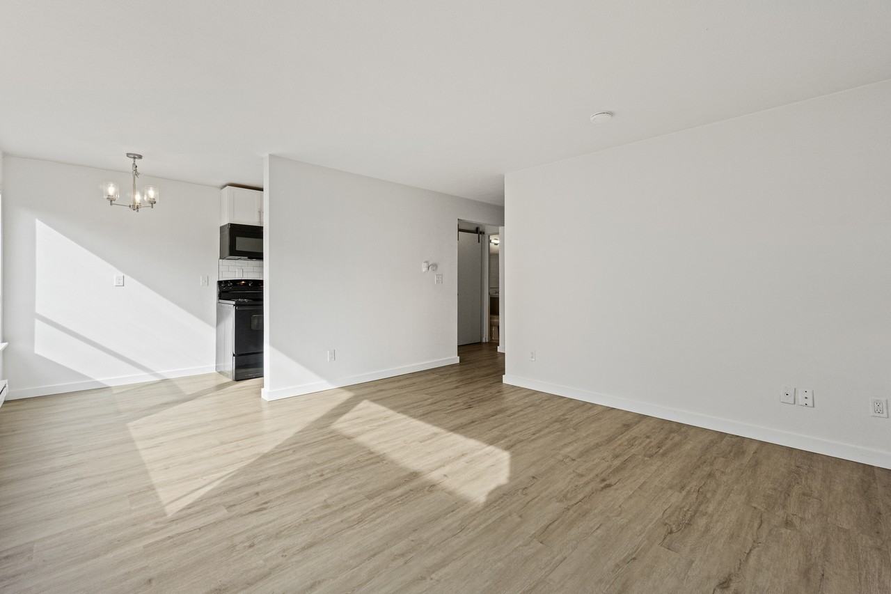 1330 12th Avenue South // Beacon Point - Photo 7 of 21