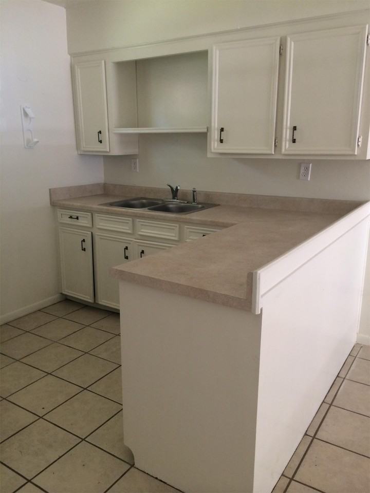 9-Plex - Photo 2 of 8