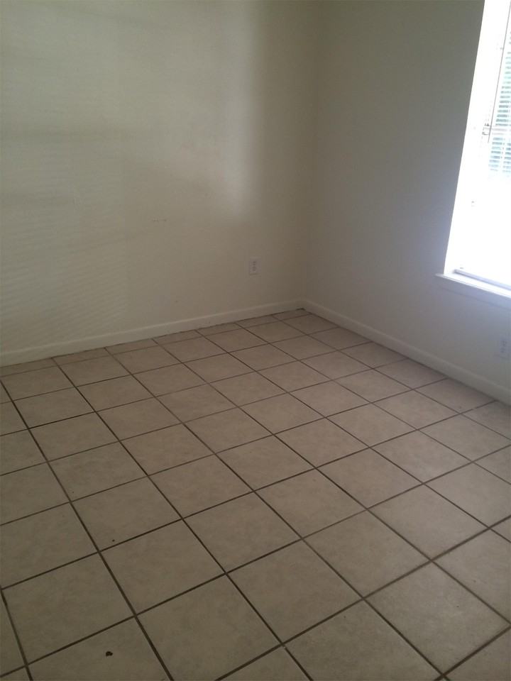 9-Plex - Photo 5 of 8