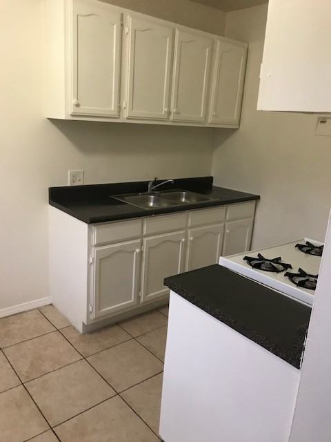 N market st - Photo 2 of 7