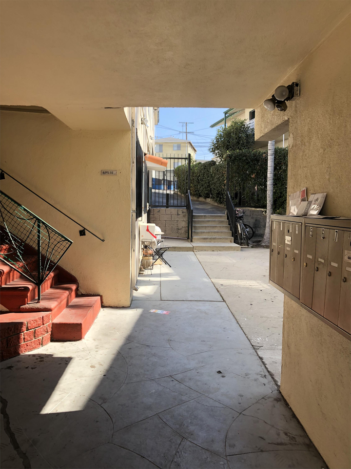 N market st - Photo 6 of 7