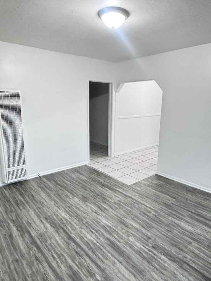 625 E. 97th STREET - Photo 3 of 19