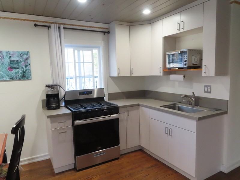 4186 Lincoln Avenue - Photo 7 of 15