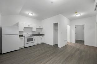 686 Union - Photo 1 of 1