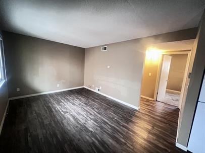 711 W CHURCH St. - Photo 5 of 19