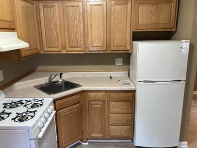 711 W CHURCH St. - Photo 6 of 19