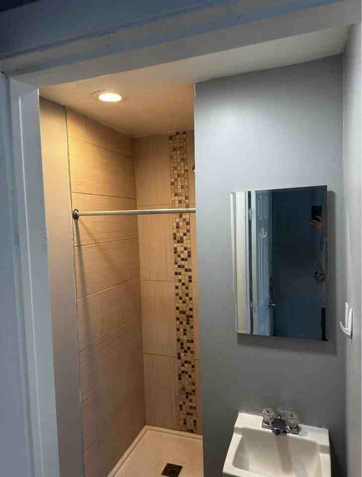 1-2 Leonard Place - Photo 2 of 3