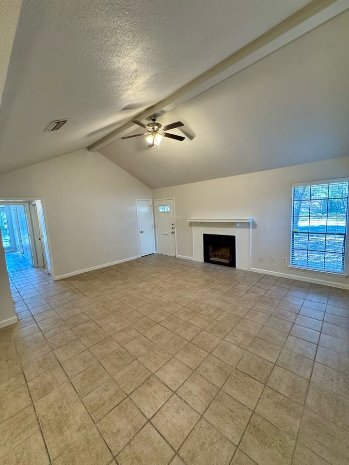 Evergreen Duplexes - Photo 2 of 14