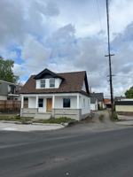 featured image of 2011 N Jefferson St #1