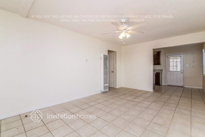 2093 Goodall Ave - Photo 3 of 23