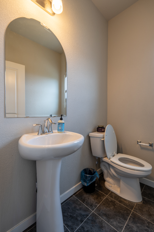 1594 Grand Overlook St - Photo 3 of 17