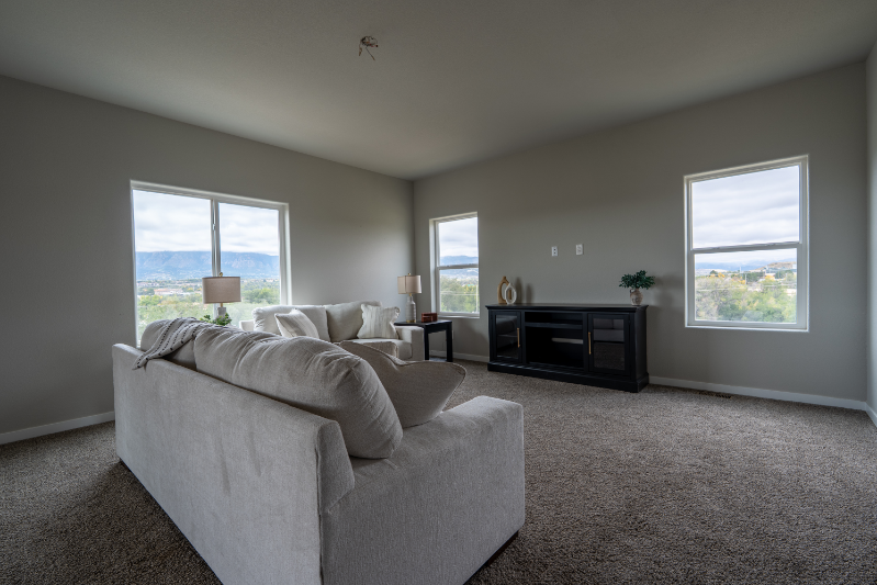 1594 Grand Overlook St - Photo 6 of 17