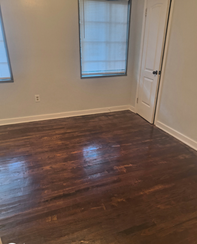 2215 Mobile Ave - Photo 6 of 6