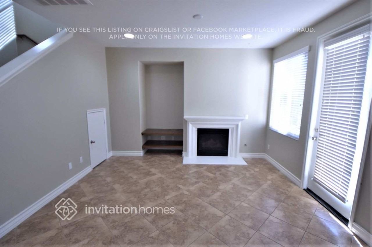 37236 Ascella Ln - Photo 4 of 15