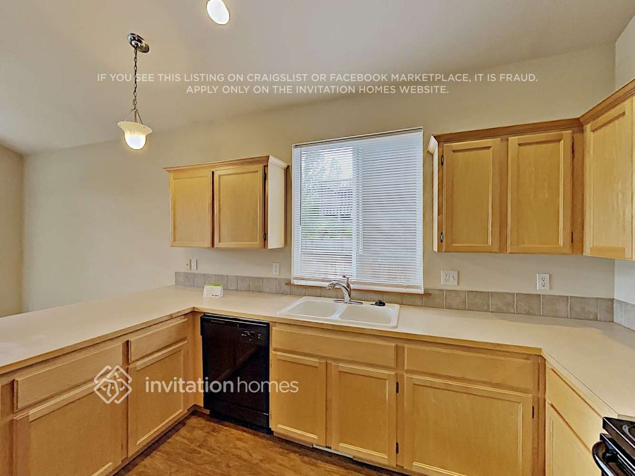 1009 Eagle Ave Sw - Photo 5 of 16