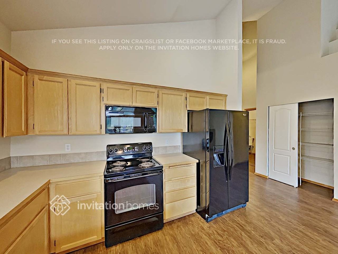 1009 Eagle Ave Sw - Photo 6 of 16