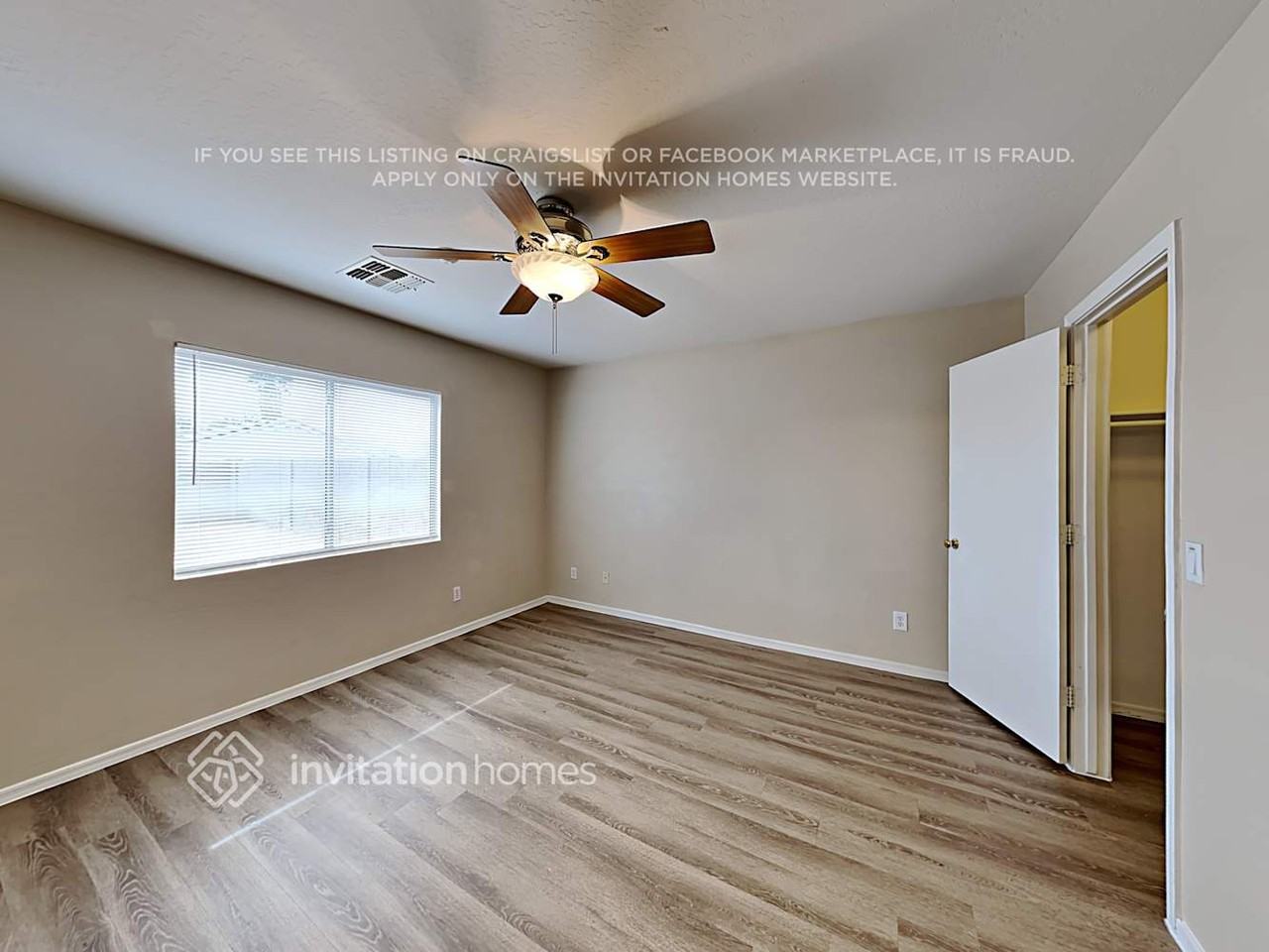 12425 W Sweetwater Ave - Photo 6 of 13