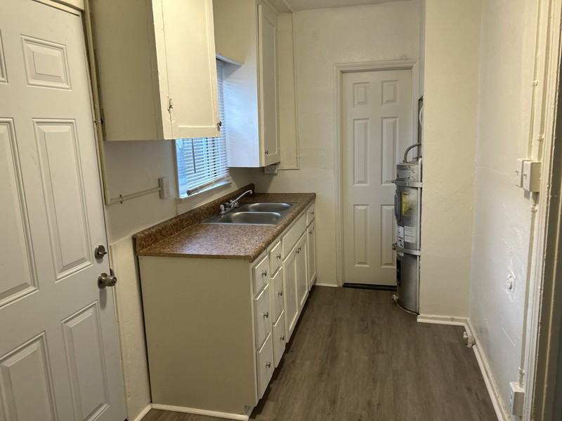 217 W Lancaster Blvd #217 - Photo 3 of 7