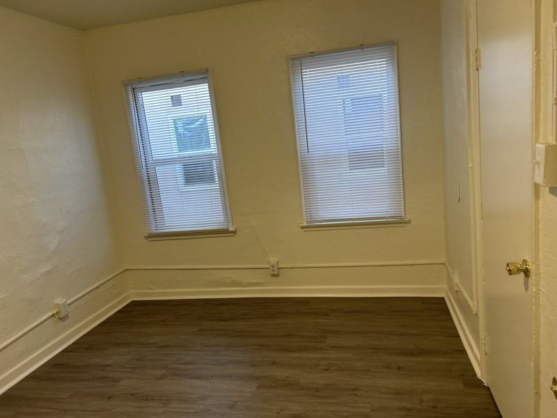 217 W Lancaster Blvd #217 - Photo 5 of 7