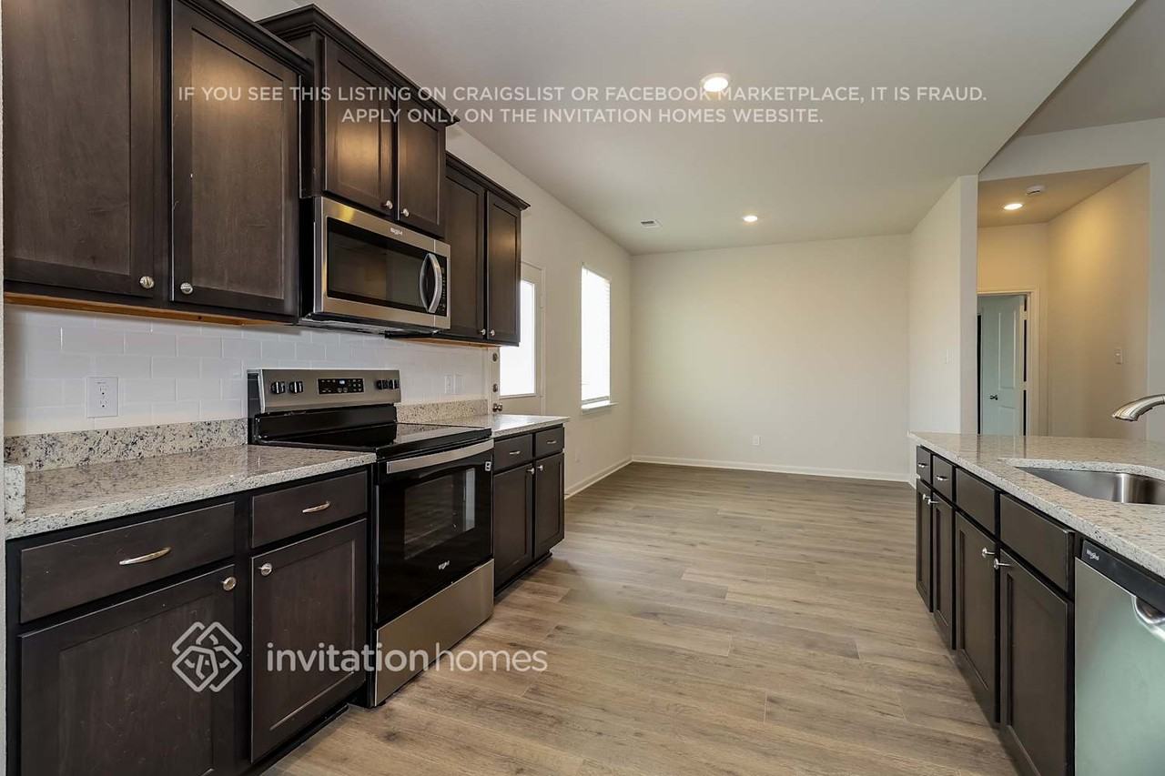 10004 Pilot Pl - Photo 6 of 17