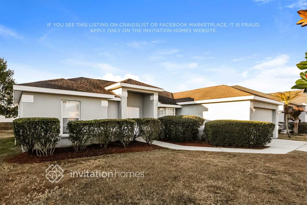 2125 Golden Meadow Way - Photo 3 of 17