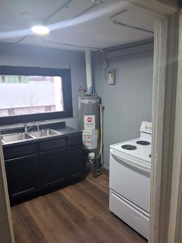 325 Apple St #3 - Photo 4 of 7