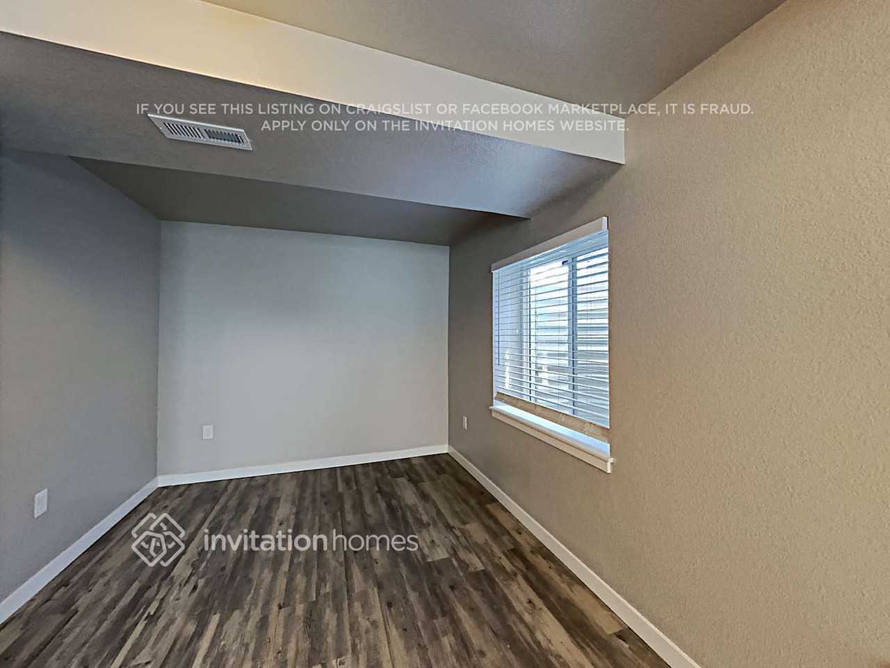 10736 Darneal Dr - Photo 6 of 22