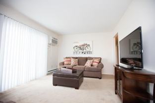 2647 Eastgate Rd - Photo 1 of 1