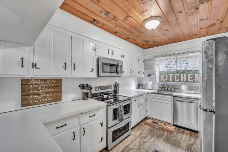 8521 Old Stage Rd - Photo 5 of 15