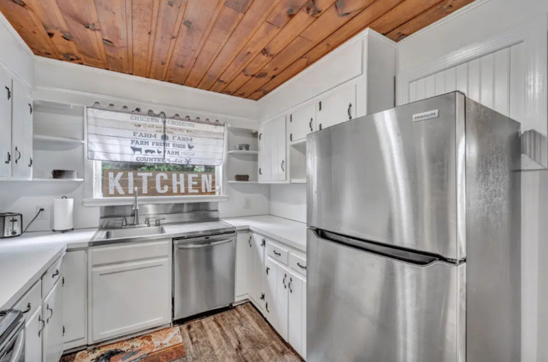 8521 Old Stage Rd - Photo 6 of 15