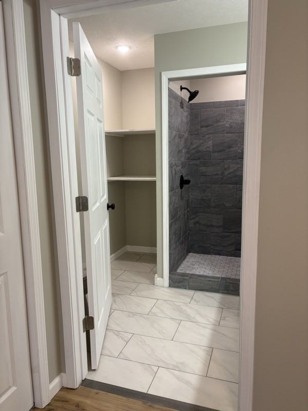 205 Coakley St - Photo 3 of 8