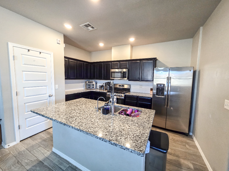 12269 Desert Dove Ave - Photo 5 of 20