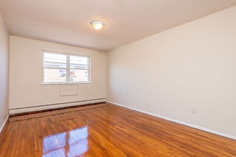 363 Pave Ave #6 - Photo 7 of 12