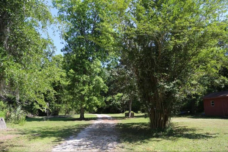 1490 Creekwood Rd #1 - Photo 7 of 11