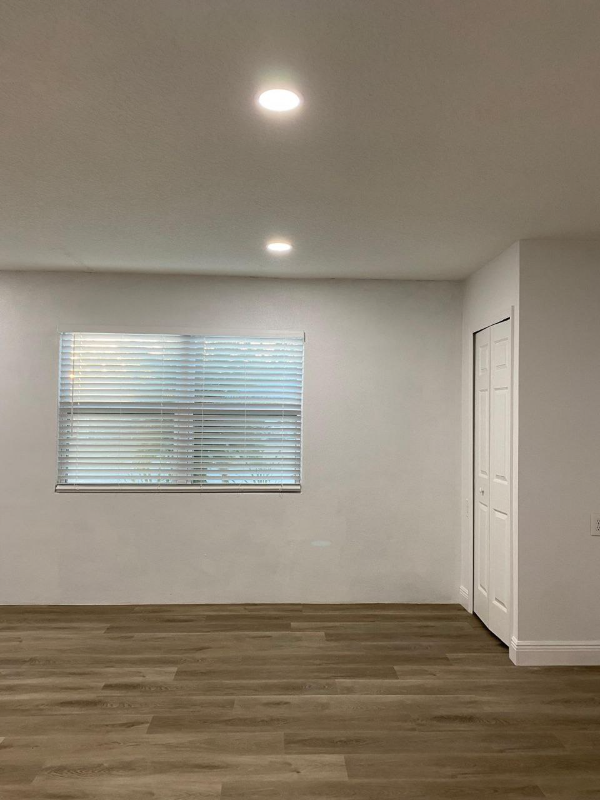 571 Lynchfield Ave - Photo 4 of 9