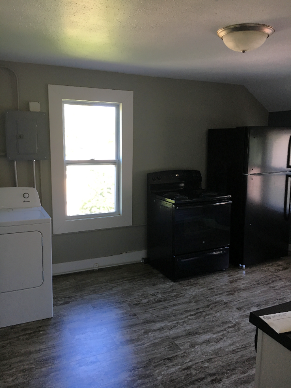 1306 Charles St #1306 - Photo 4 of 14