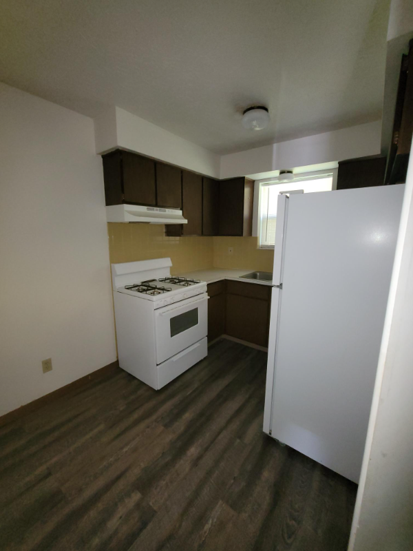 446 Sheraton Dr Nw - Photo 2 of 13