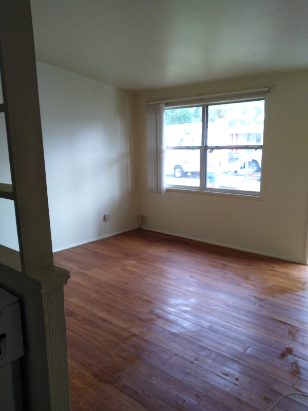 10535 118th Ave - Photo 6 of 12