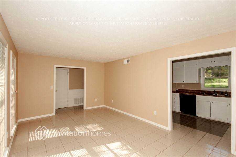 1165 Golden Cir Sw - Photo 6 of 20