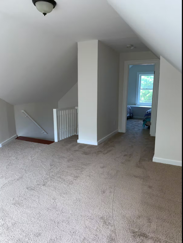 2818 Dupont Ave N - Photo 3 of 15