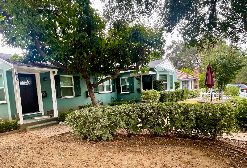 648 Westminster Dr #648 - Photo 2 of 10