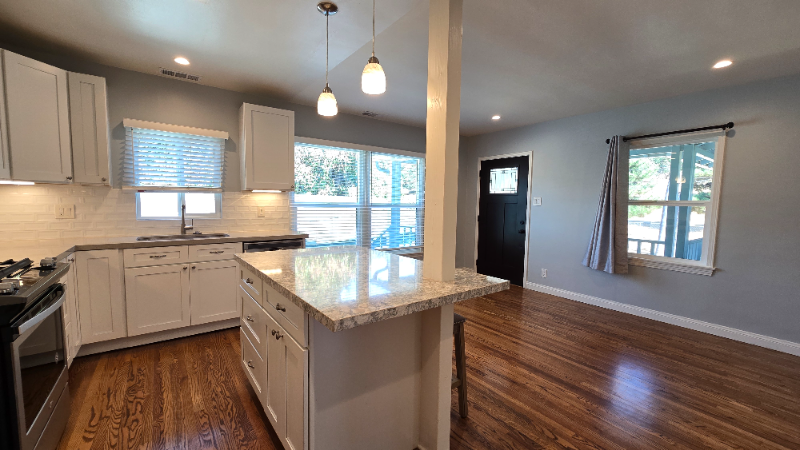 648 Westminster Dr #648 - Photo 5 of 10